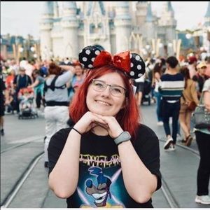 Meet your Posher, Indra